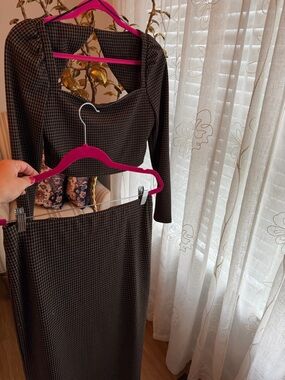 House of Harlow 1960 Brown & Black Houndstooth Long-Sleeve Two-Piece Set